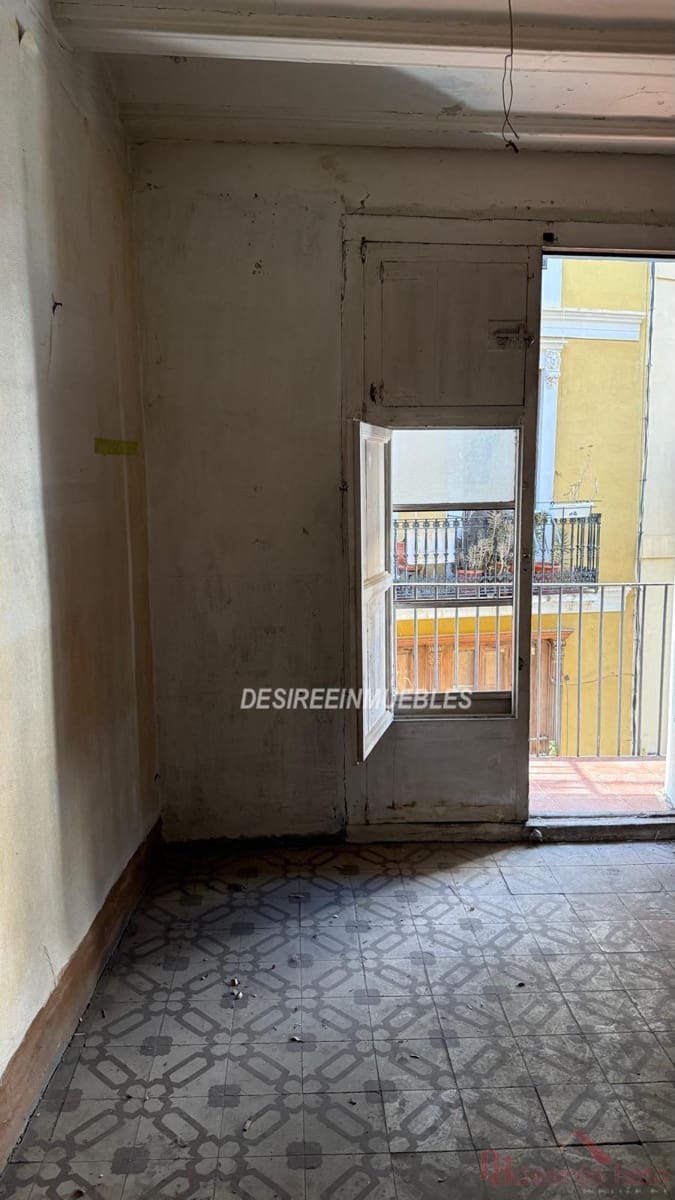 2 slaapkamer Flat te koop in Valencia stad - € 250.000 (Ref: 9883767)