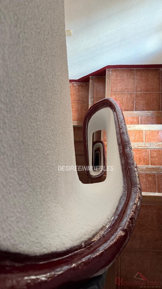 2 slaapkamer Flat te koop in Valencia stad - € 250.000 (Ref: 9883767)