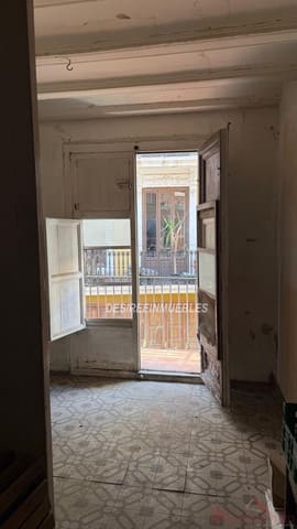 2 slaapkamer Flat te koop in La Seu, Valencia stad - € 250.000 (Ref: 9883767)