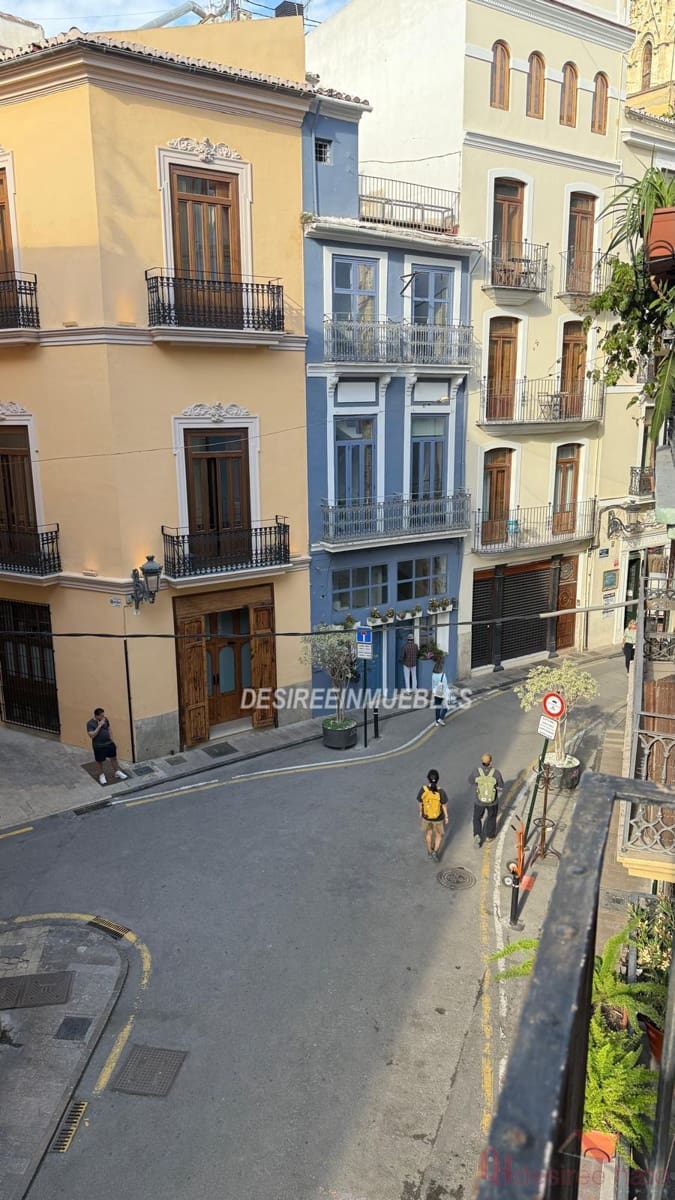 2 slaapkamer Flat te koop in Valencia stad - € 250.000 (Ref: 9883767)