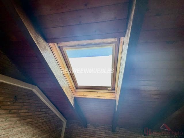 3 soverom Villa til leie i Valencia by - € 1 900 (Ref: 9883768)
