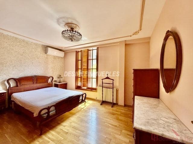 3 soverom Villa til leie i Valencia by - € 1 900 (Ref: 9883768)