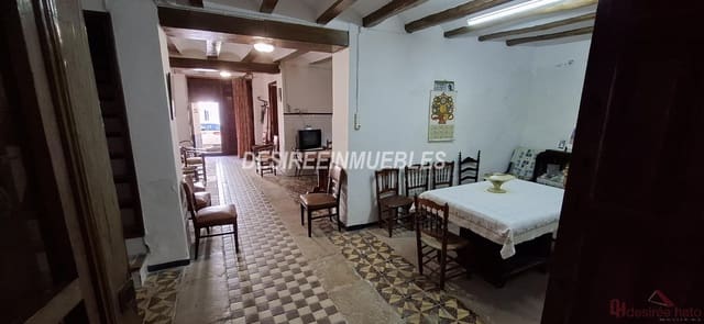 5 soverom Hus til salgs i Valencia by - € 99 000 (Ref: 9883769)