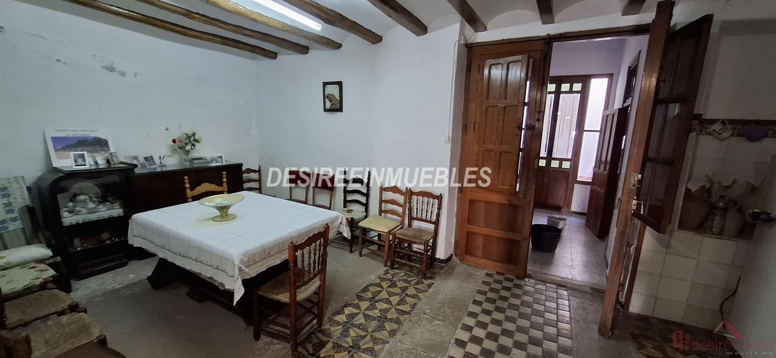 5 soverom Hus til salgs i Valencia by - € 99 000 (Ref: 9883769)