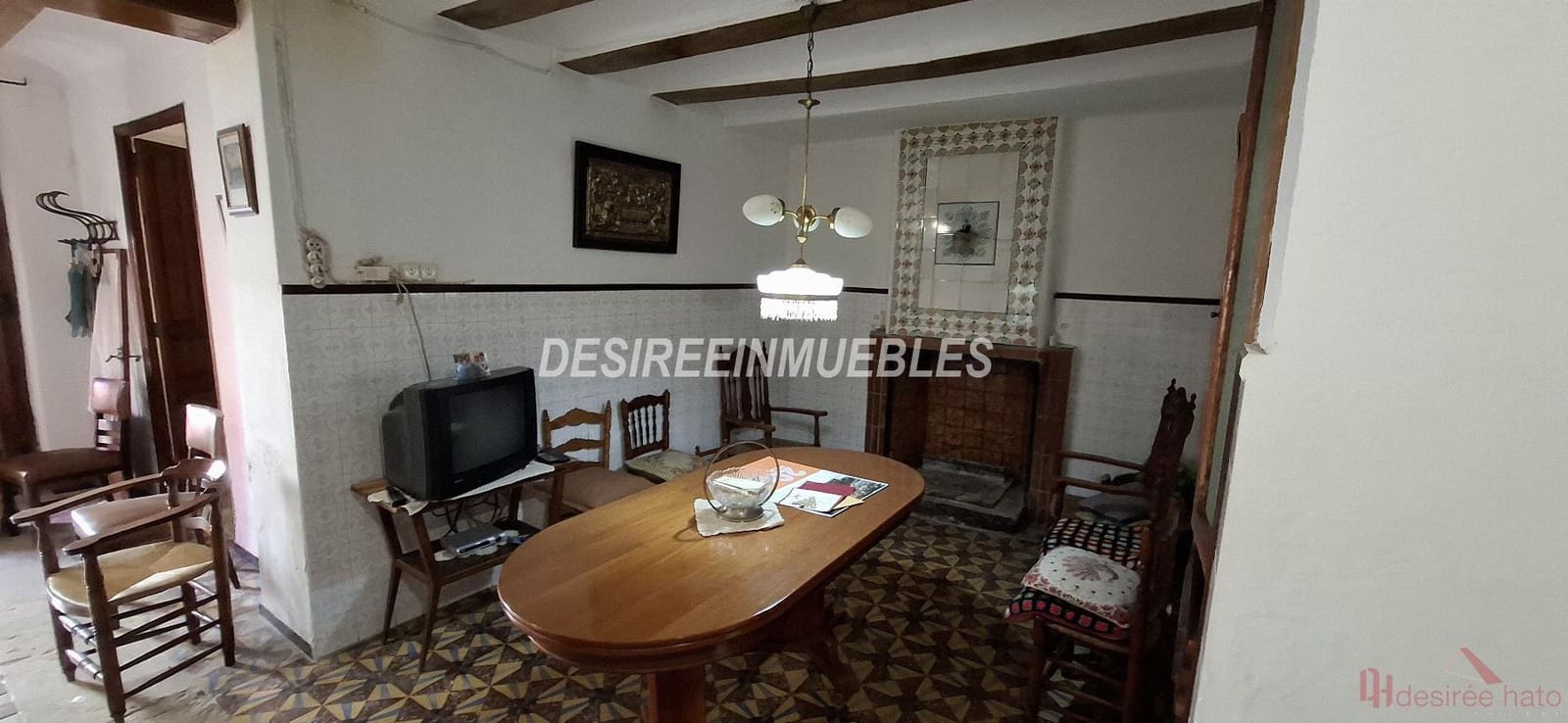5 soverom Hus til salgs i Valencia by - € 99 000 (Ref: 9883769)