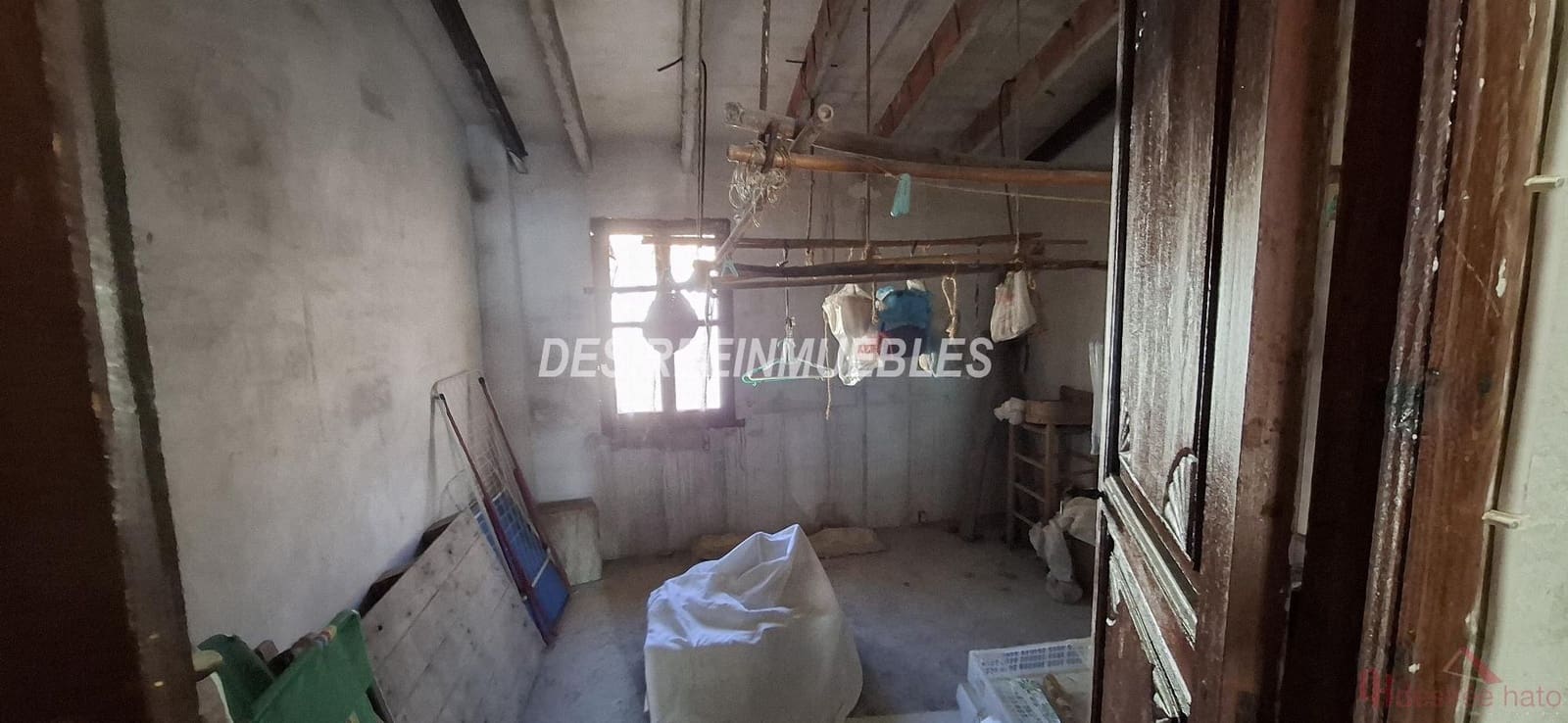5 soverom Hus til salgs i Valencia by - € 99 000 (Ref: 9883769)