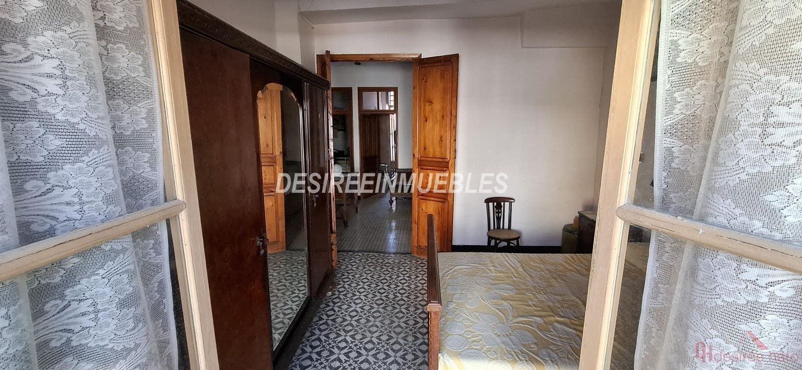 5 soverom Hus til salgs i Valencia by - € 99 000 (Ref: 9883769)