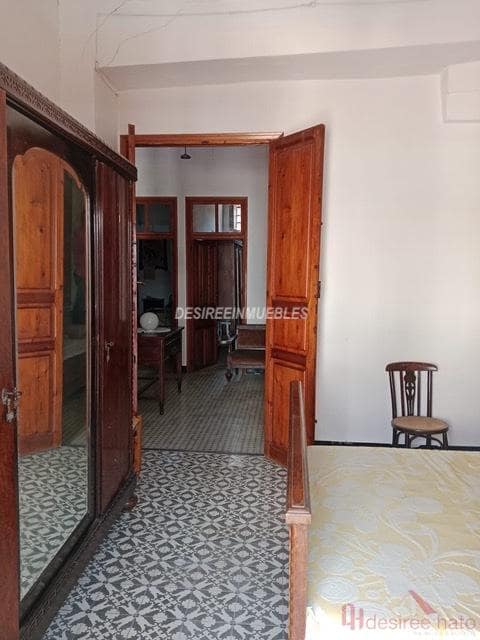 5 soverom Hus til salgs i Valencia by - € 99 000 (Ref: 9883769)