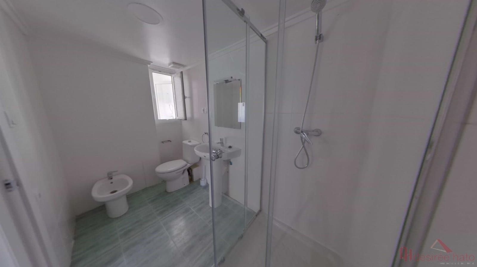 4 sovrum Lägenhet till salu i Valencia stad - 290 000 € (Ref: 9902577)