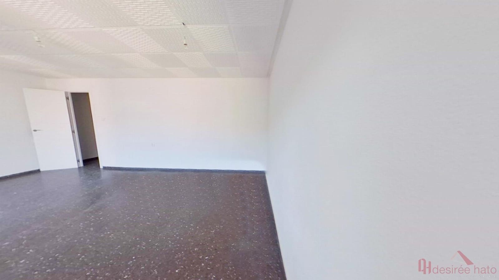 4 sovrum Lägenhet till salu i Valencia stad - 290 000 € (Ref: 9902577)