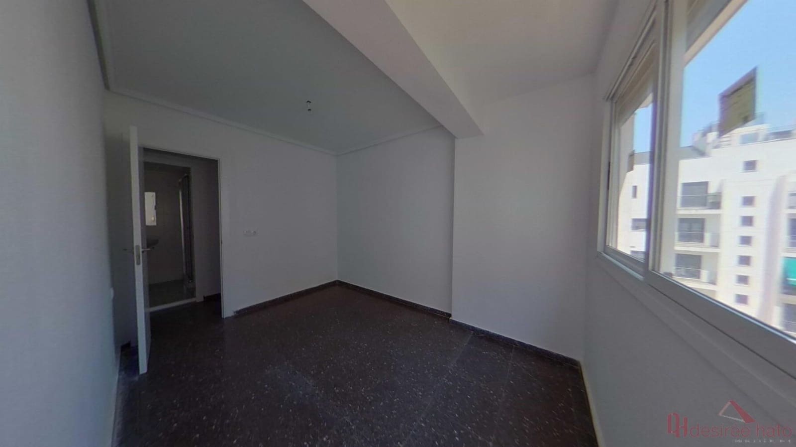 4 sovrum Lägenhet till salu i Valencia stad - 290 000 € (Ref: 9902577)