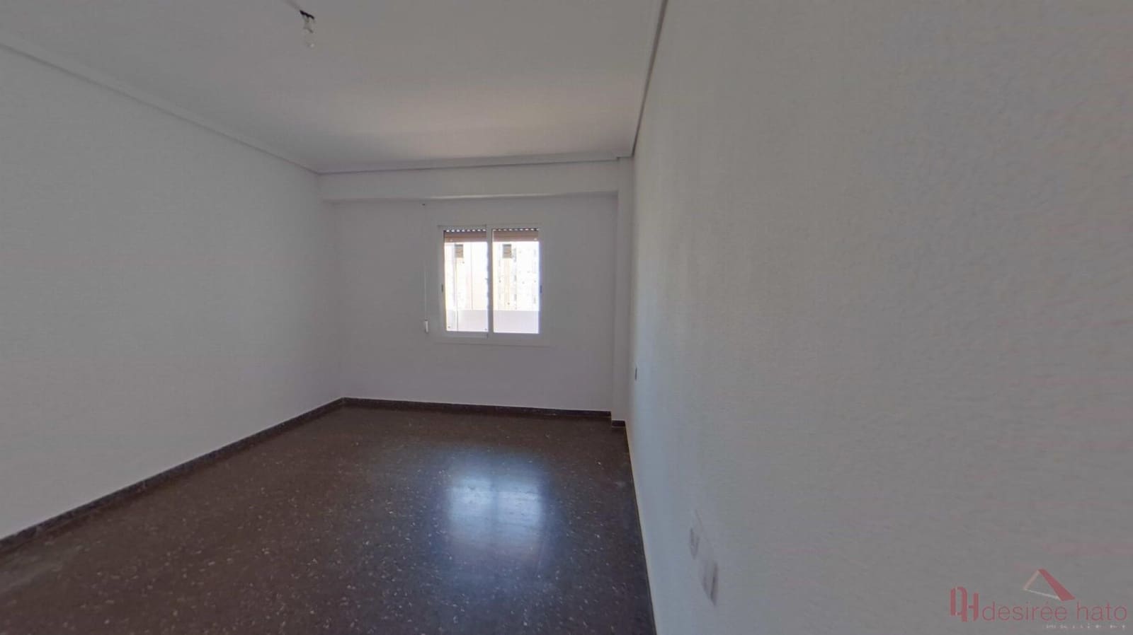 4 sovrum Lägenhet till salu i Valencia stad - 290 000 € (Ref: 9902577)