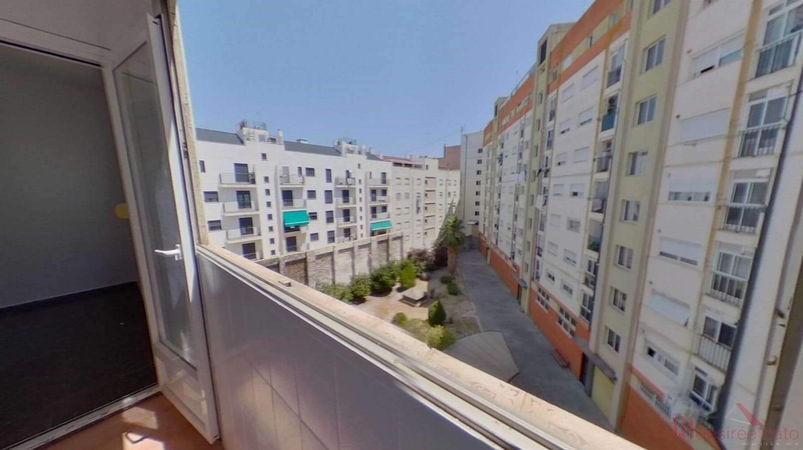 4 sovrum Lägenhet till salu i Valencia stad - 290 000 € (Ref: 9902577)
