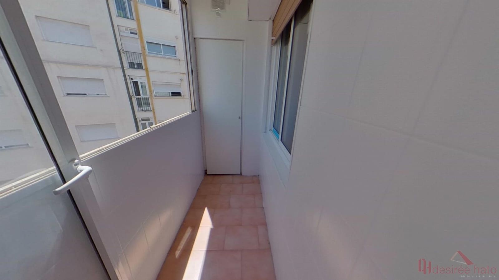 4 sovrum Lägenhet till salu i Valencia stad - 290 000 € (Ref: 9902577)