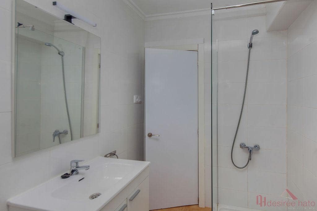 3 slaapkamer Flat te koop in Valencia stad - € 299.000 (Ref: 9902578)
