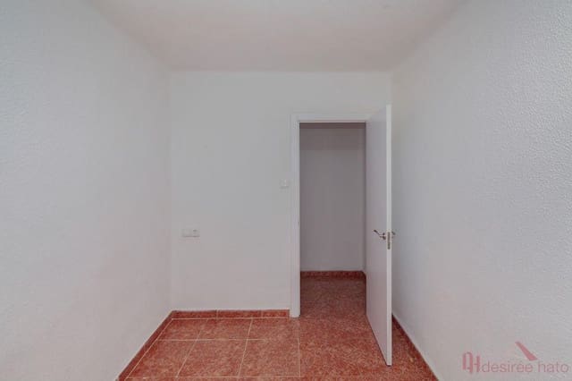 3 slaapkamer Flat te koop in Nou Moles, Valencia stad - € 299.000 (Ref: 9902578)