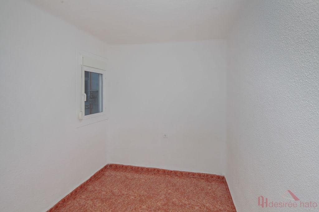 3 slaapkamer Flat te koop in Valencia stad - € 299.000 (Ref: 9902578)