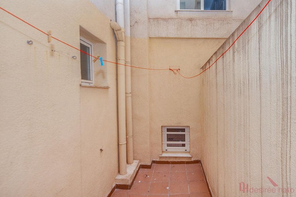 Piso de 1 habitación en Paterna en venta - 157.000 € (Ref: 9906654)