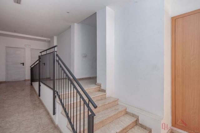 1 sovrum Lägenhet till salu i Centro Ciudad, Paterna - 157 000 € (Ref: 9906654)