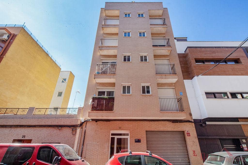 Piso de 1 habitación en Paterna en venta - 157.000 € (Ref: 9906654)