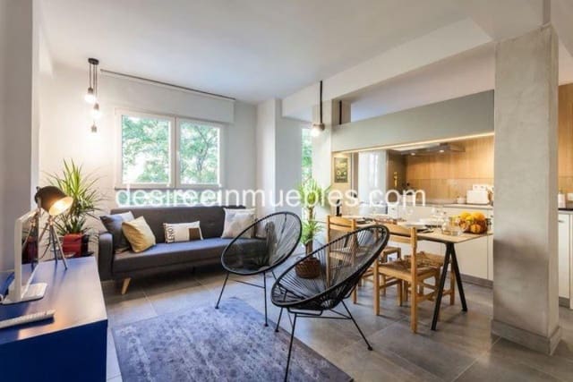 3 soveværelse Lejlighed til leje i Arrancapins, Valencia by - € 1.500 (Ref: 9906655)