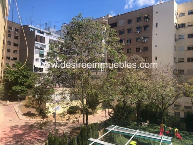 3 soveværelse Lejlighed til leje i Arrancapins, Valencia by - € 1.500 (Ref: 9906655)