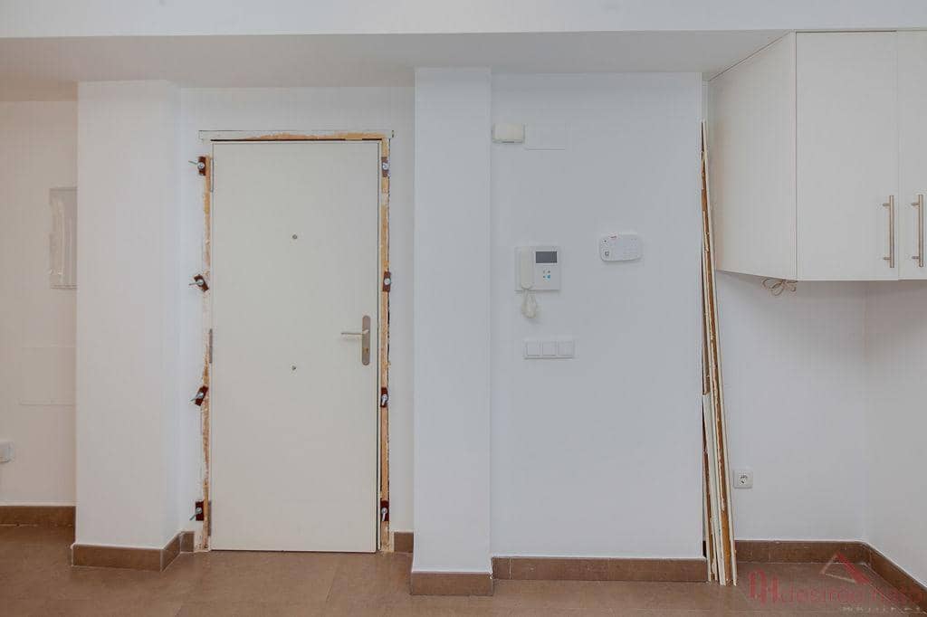 1 quarto Apartamento para venda em Paterna - 160 000 € (Ref: 9911195)