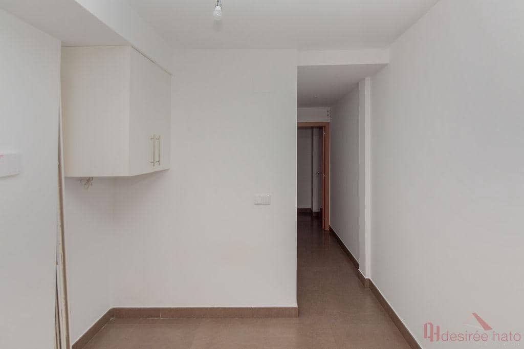 1 quarto Apartamento para venda em Paterna - 160 000 € (Ref: 9911195)