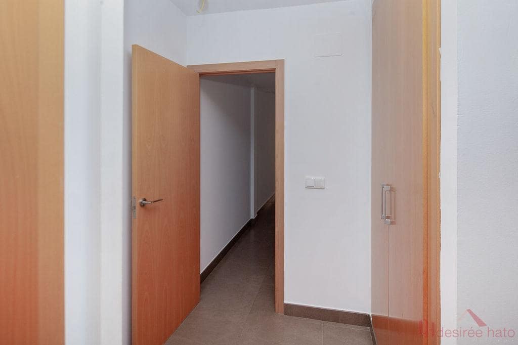 1 quarto Apartamento para venda em Paterna - 160 000 € (Ref: 9911195)