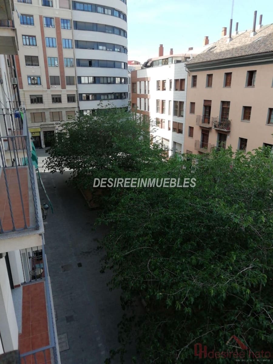 2 quarto Apartamento para arrendar em Valencia cidade com garagem - 1 475 € (Ref: 9919110)
