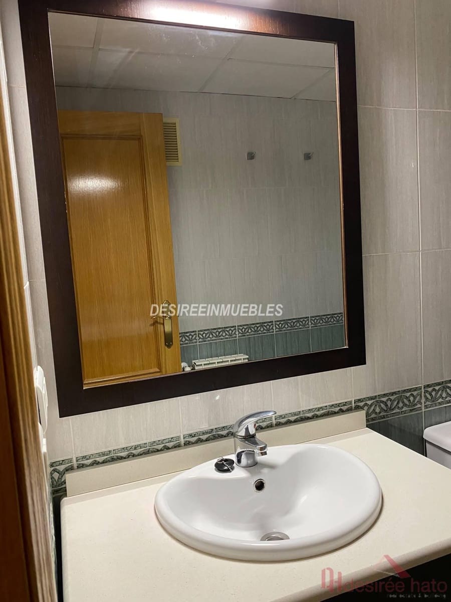 3 sovrum Lägenhet att hyra i Valencia stad med pool garage - 3 000 € (Ref: 9919111)