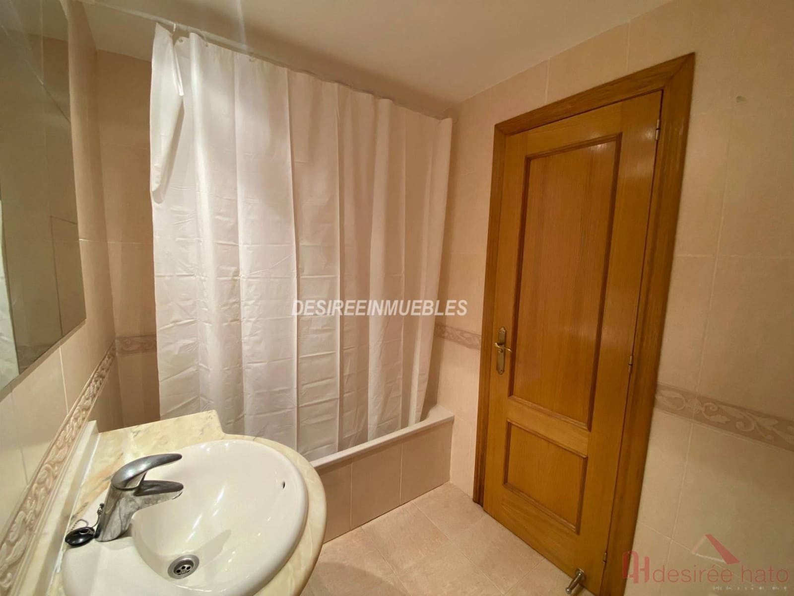 3 sovrum Lägenhet att hyra i Valencia stad med pool garage - 3 000 € (Ref: 9919111)