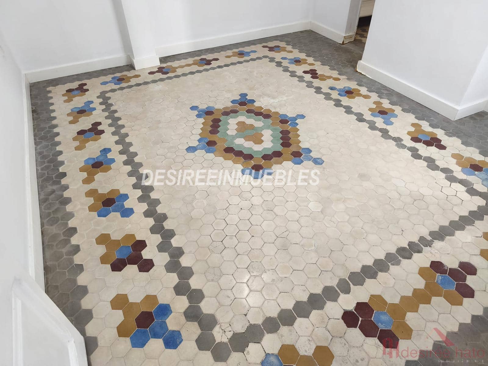 3 slaapkamer Penthouse te huur in Valencia stad met garage - € 2.200 (Ref: 9922451)