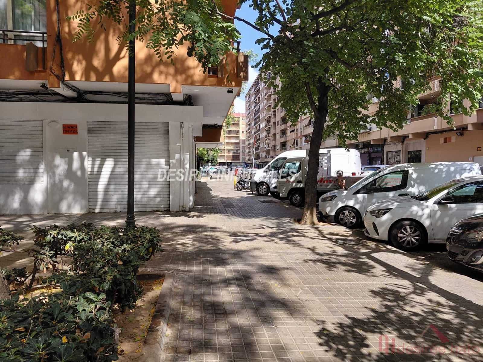 3 bedroom Flat for sale in Valencia city with garage - € 550,000 (Ref: 9932523)