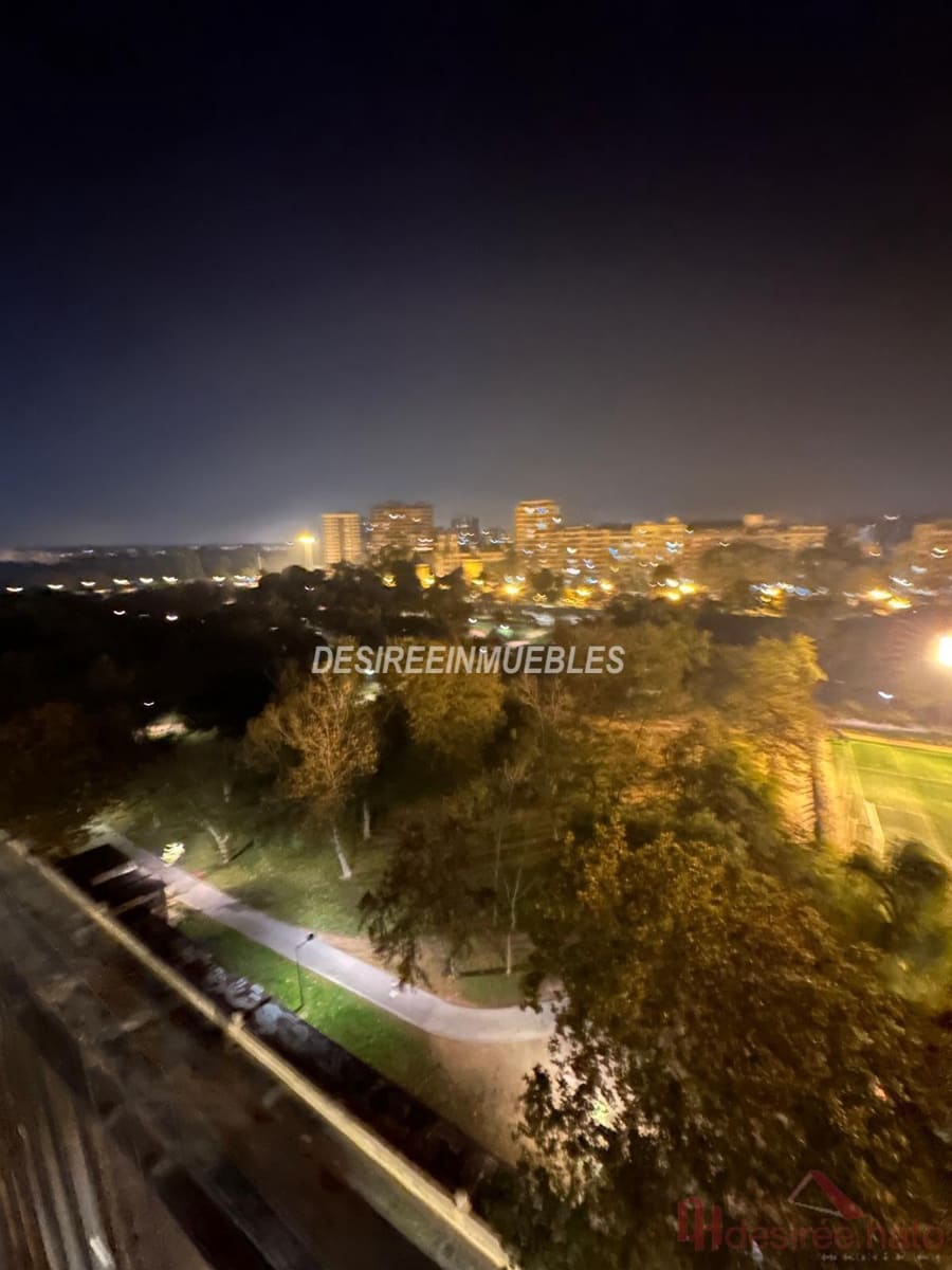 4 bedroom Flat for rent in Valencia city - € 2,800 (Ref: 9937325)