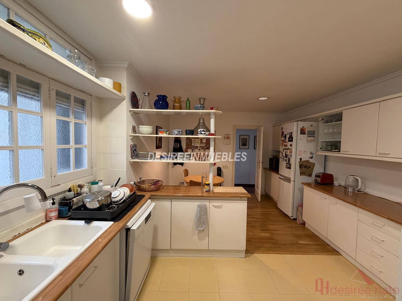 4 bedroom Flat for rent in Valencia city - € 2,800 (Ref: 9937325)