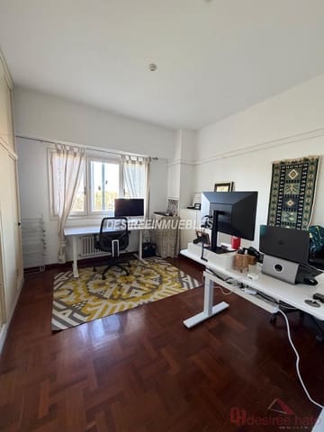 4 bedroom Flat for rent in La Xerea, Valencia city - € 2,800 (Ref: 9937325)