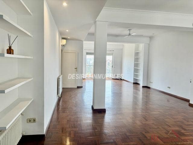 4 slaapkamer Flat te huur in La Xerea, Valencia stad - € 2.500 (Ref: 9937325)