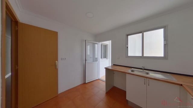 3 Zimmer Wohnung zu verkaufen in Torrefiel, València Stadt - 265.000 € (Ref: 9941569)