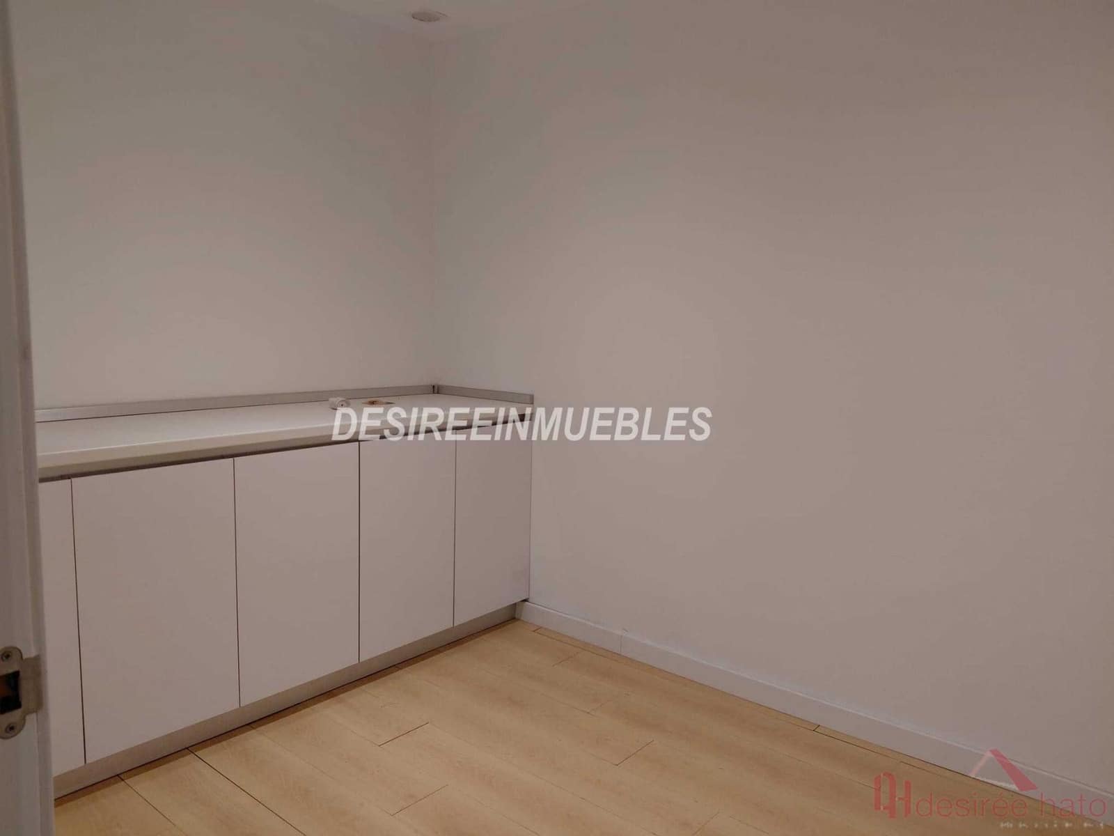 5 makuuhuone Kaupallinen vuokrattavana paikassa Valencia kaupunki - 1 200 € (Ref: 9948934)