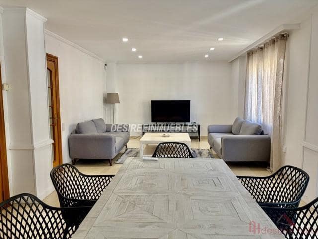 6 soverom Leilighet til leie i Valencia by - € 2 400 (Ref: 9948935)
