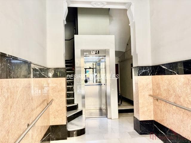6 soverom Leilighet til leie i Valencia by - € 2 400 (Ref: 9948935)