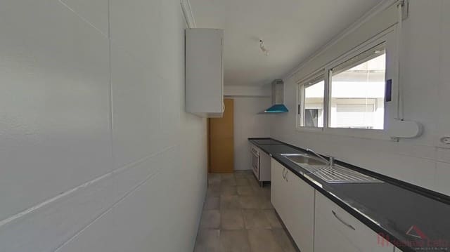 3 slaapkamer Flat te koop in La Malva-Rosa, Valencia stad - € 190.000 (Ref: 9952739)