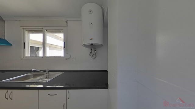 3 slaapkamer Flat te koop in La Malva-Rosa, Valencia stad - € 190.000 (Ref: 9952739)