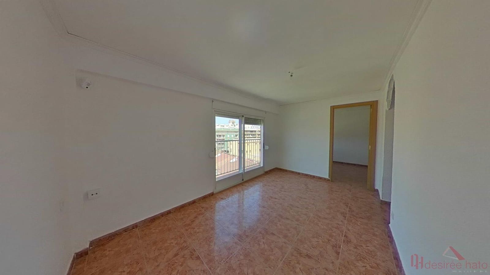 3 slaapkamer Flat te koop in Valencia stad - € 190.000 (Ref: 9952739)