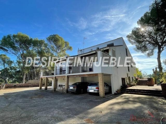 9 soverom Villa til salgs i Naquera med svømmebasseng garasje - € 980 000 (Ref: 9953451)