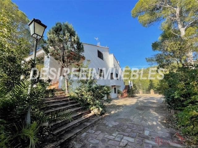 9 soverom Villa til salgs i Naquera med svømmebasseng garasje - € 980 000 (Ref: 9953451)