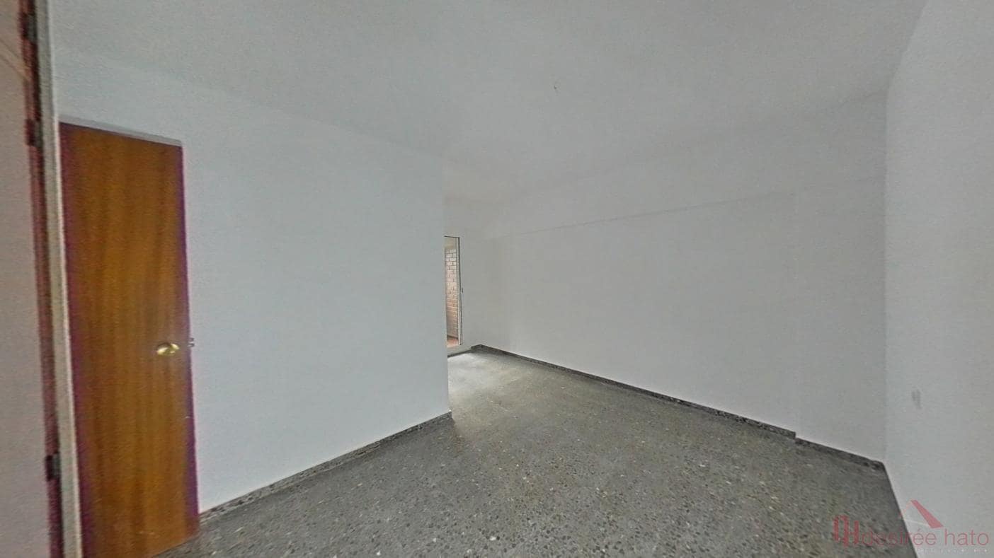 3 slaapkamer Flat te koop in Valencia stad - € 259.000 (Ref: 9984031)