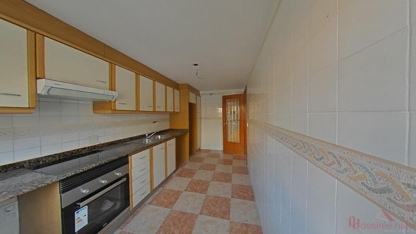 3 slaapkamer Flat te koop in Valencia stad - € 259.000 (Ref: 9984031)