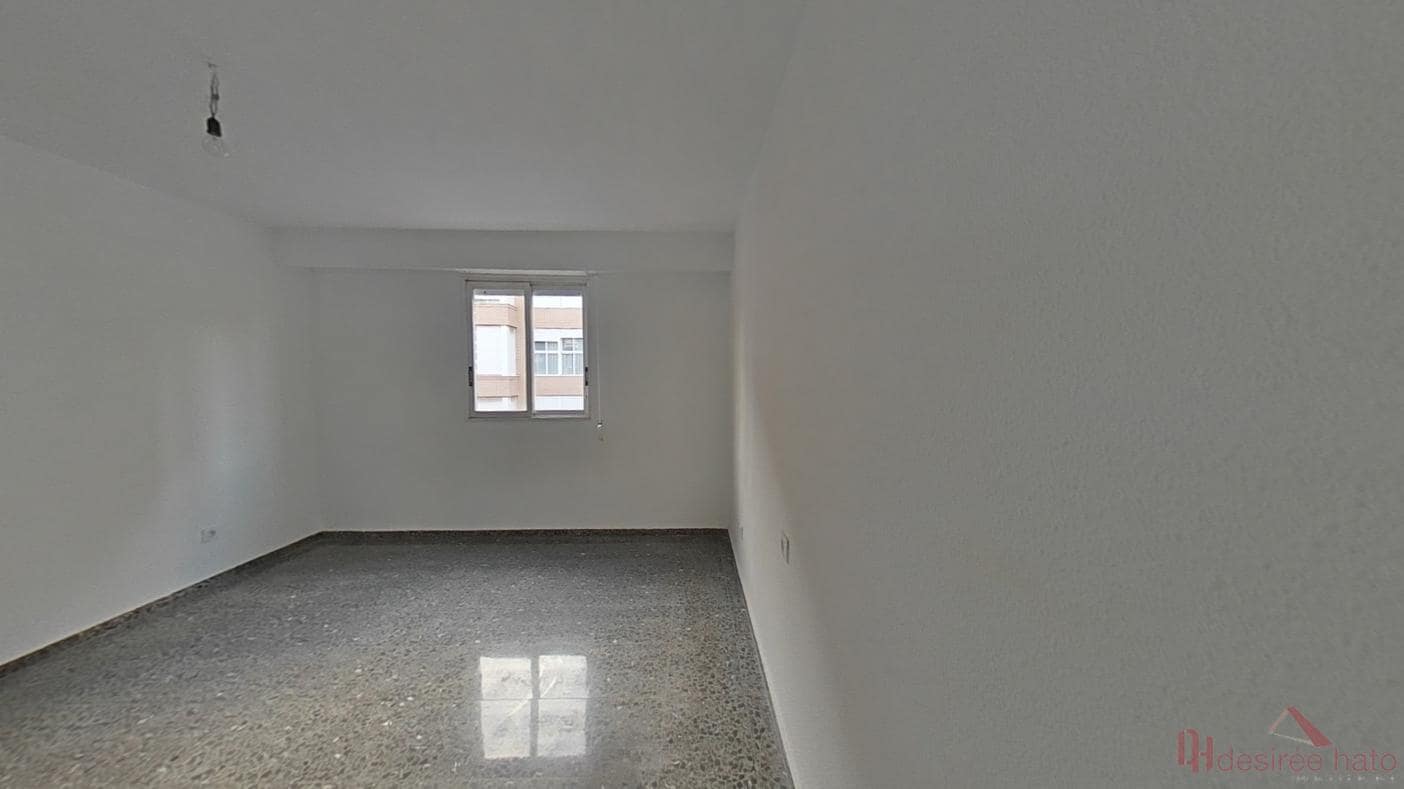3 slaapkamer Flat te koop in Valencia stad - € 259.000 (Ref: 9984031)